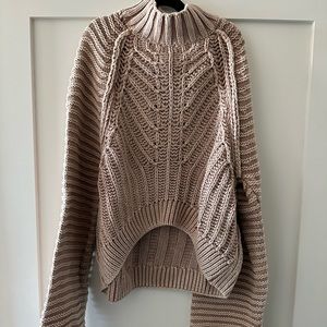 Free People beige sweetheart knitsweater S